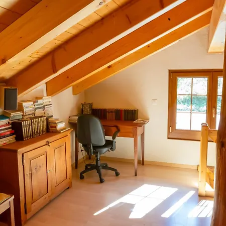 Edelweiss 木屋 *